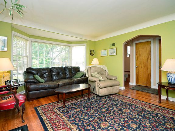 4th image of 6110 N Lawndale Ave