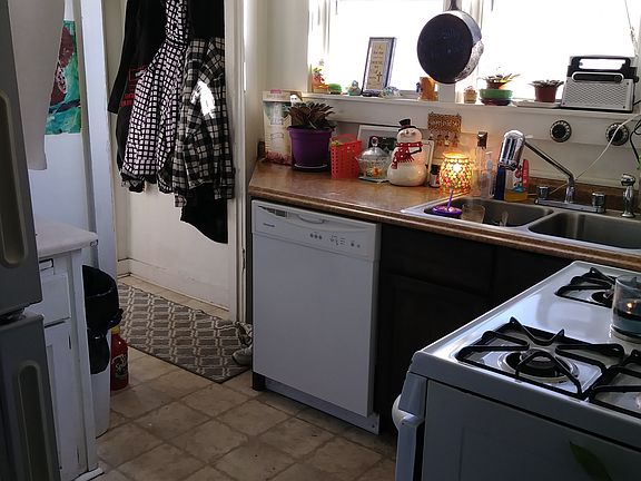 4th image of 714 N James St