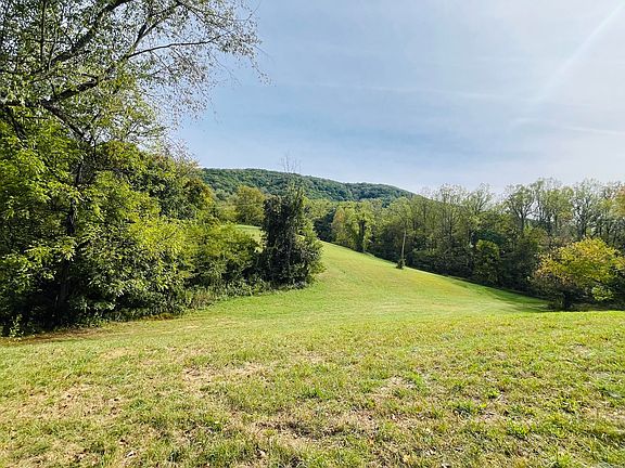 5th image of 4675 Layman Rd
