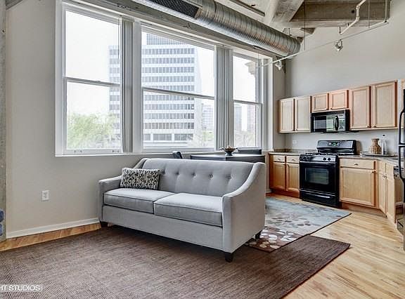 2nd image of 2107 Grand Ave Unit 308