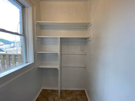 4th image of 1601 S Lawndale Ave #14365215