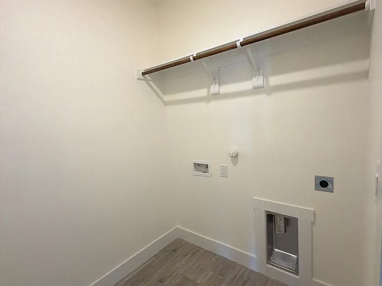 5707 Barkridge Dr — Photo 10