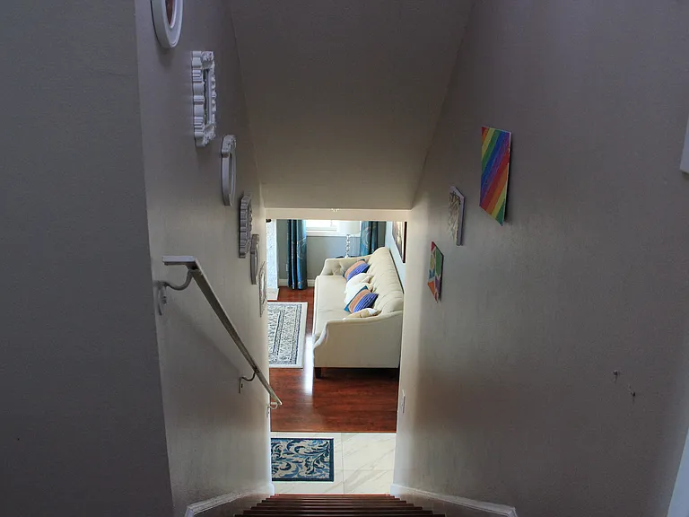 6854 Tiki Dr — Photo 30