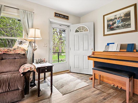 4th image of 8606 Keavy Rd