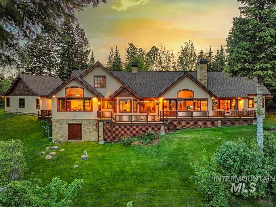 1st image of 1426 Club Hill Blvd