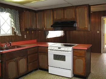 3rd image of 971 W Orchard Ave