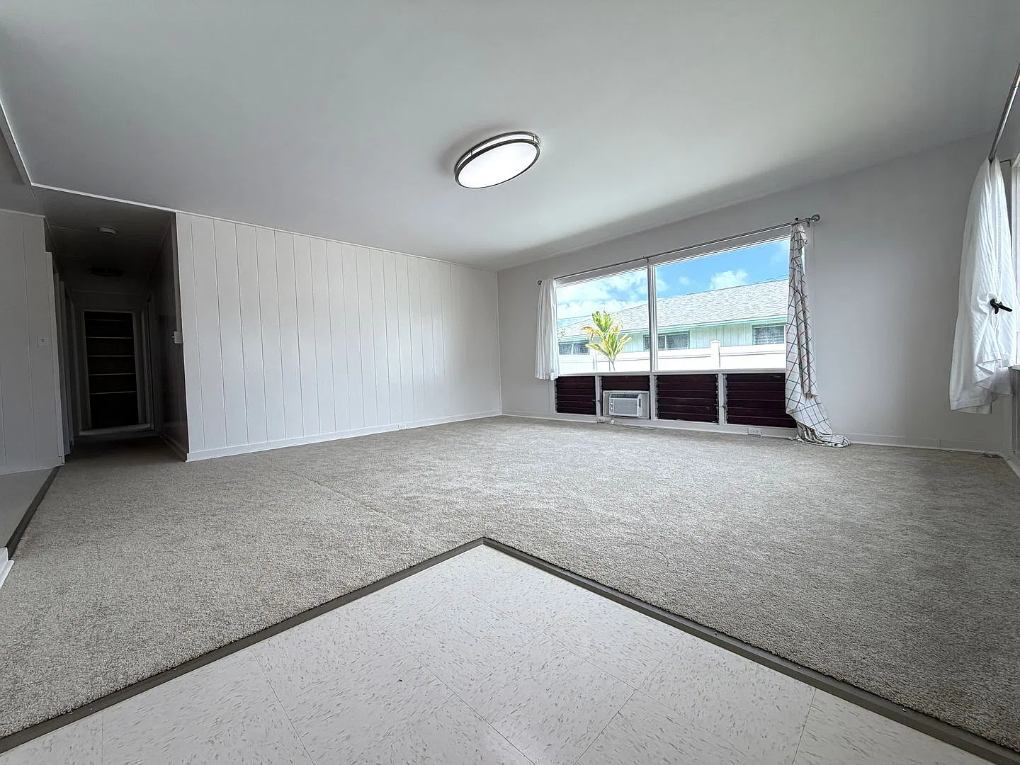 Pearl City - 3 bedroom, 2 bathroom, 2 car carport, Spacious Yard and Outdoor Patio — Photo 4