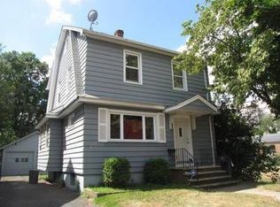 285 E 7th St, Clifton, NJ 07011