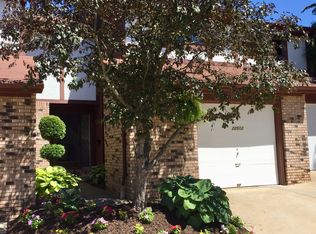 22512 Center Ridge Rd #B, Rocky River, OH 44116