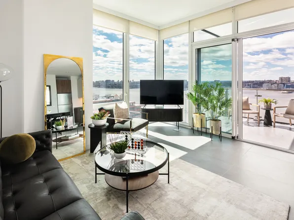 606 West 30th Street image 1 of 26