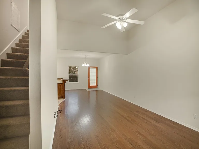 3606 Deerfield Blvd #2 — Photo 3