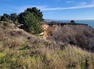 27232 Warren Dr, Point Arena, CA 95468