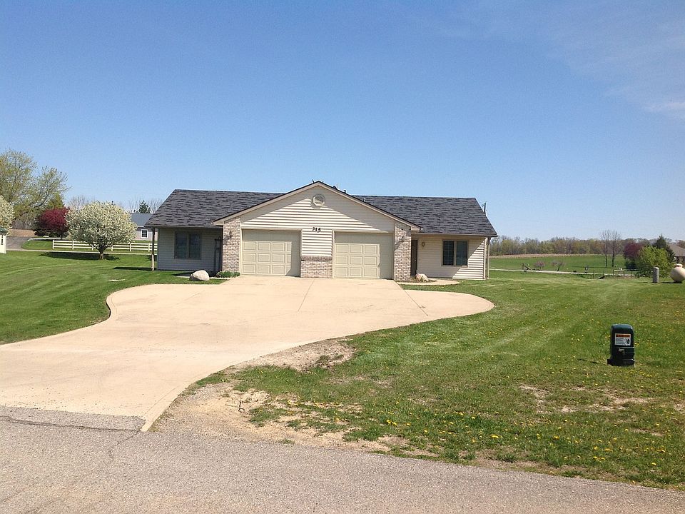 Each unit has a garage