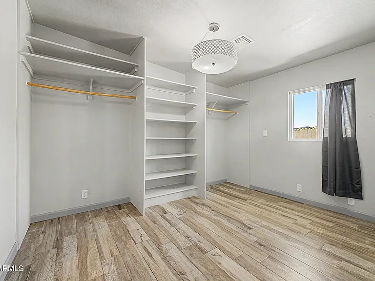 10217 N 37th Ave — Photo 20