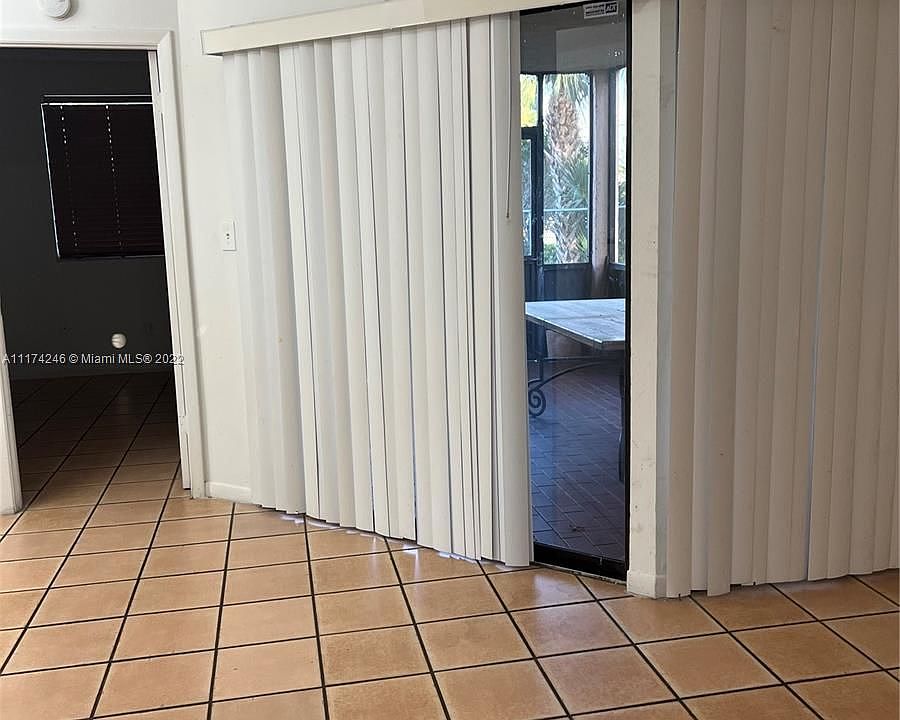1st image of 1135 N Franklin Ave APT A