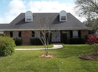 605 Adee Ln, Gretna, LA 70056