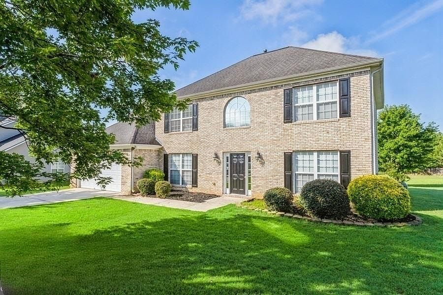 1st image of 2026 Gates Ct