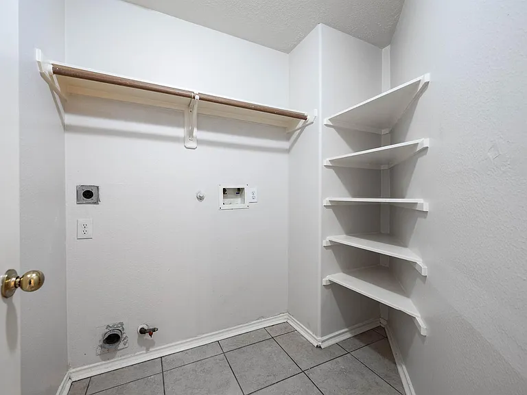 3347 Pebble Beach Ln — Photo 25
