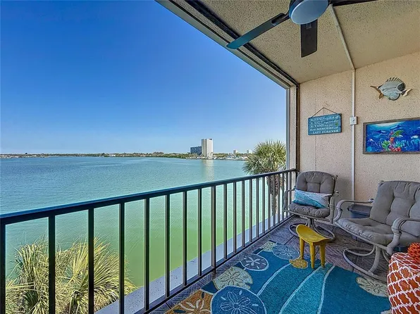 7665 Sun Island Dr S APT 401, South Pasadena, FL 33707