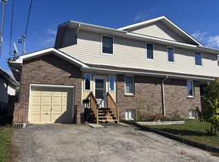 124 Johnston Rd, North Bay, ON P1B9N6