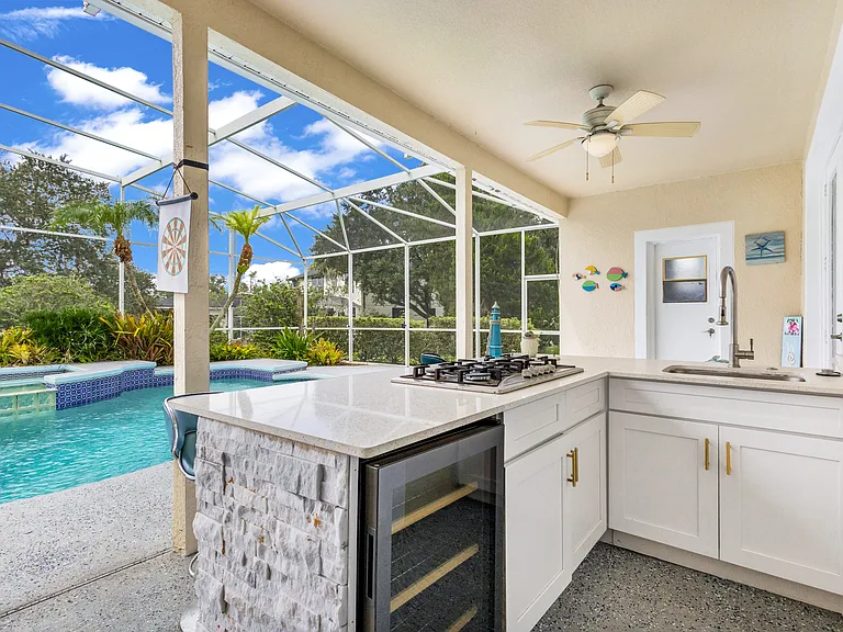 8631 Terrace Pines Ct — Photo 36