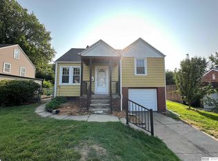 2139 S 62nd St, Omaha, NE 68106
