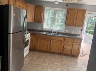 69-71 Stocker St #69, Springfield, MA 01129