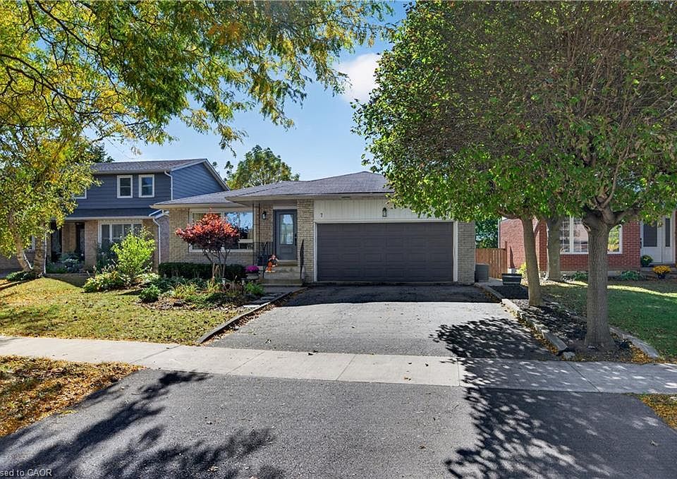 1st image of 7 Fern Ave