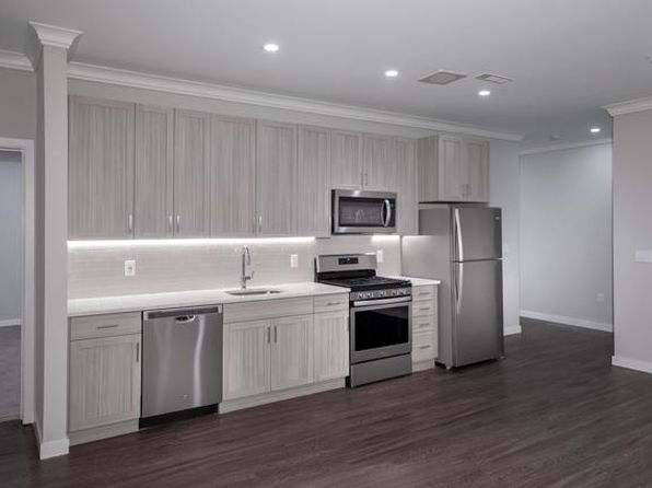 Fairfield Metro At Mineola | 119 Searing Ave, Mineola, NY