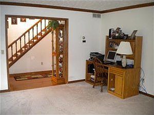 4th image of 144 Beechwood Dr