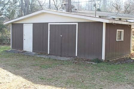 2nd image of 297 Shepherd Rd