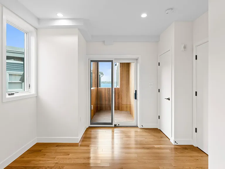 Bedroom with PVT Balcony as 2nd outdoor space