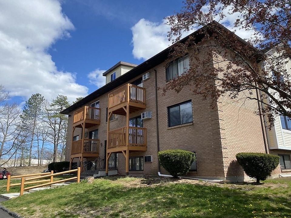 1st image of 6 Lancelot Ct APT 19