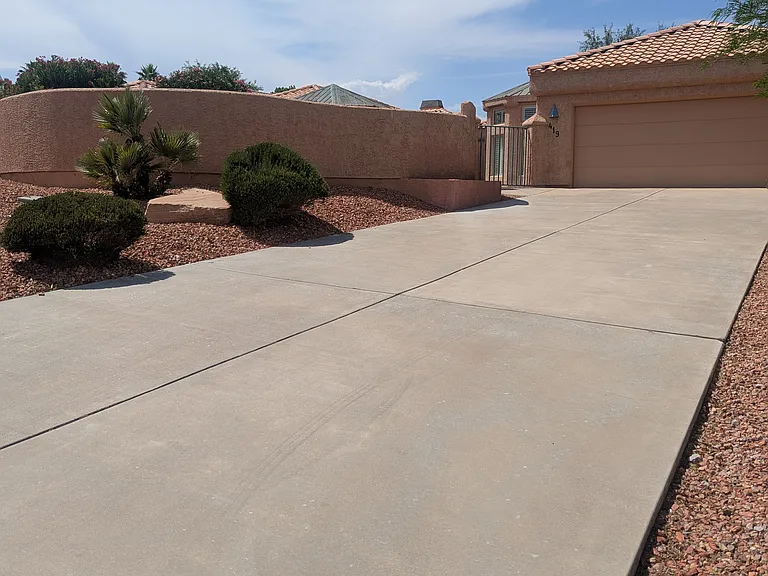 419 Via Ventana Dr — Photo 1