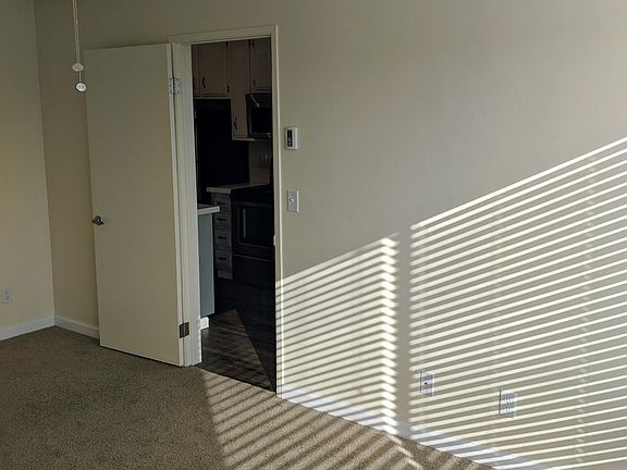 5th image of 4070 Kansas St APT 301