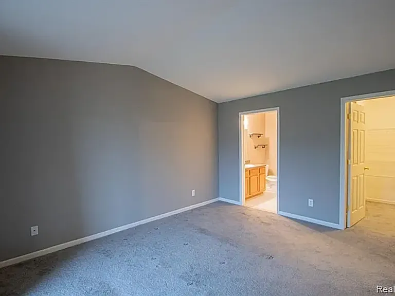 51602 Stern Ln — Photo 13