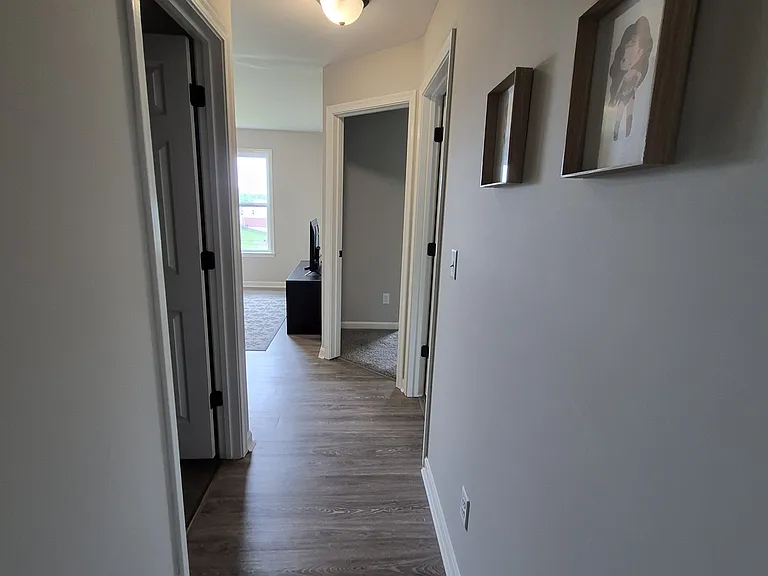 6179 Ballyshannon Dr — Photo 8