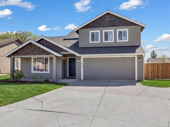 628 NW Green Forest Cir, Redmond, OR 97756