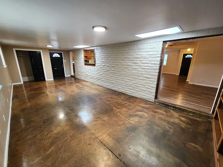 1795 Carlyle Dr — Photo 15