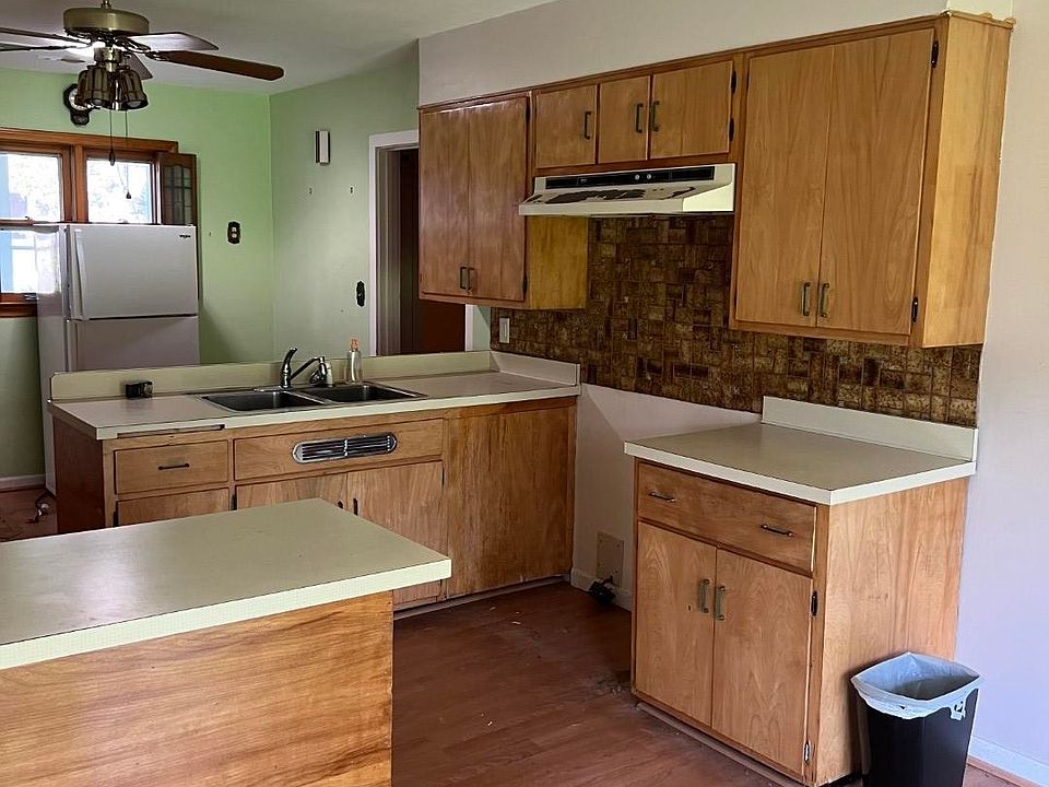 3176 E Fisher Rd, Bay City, MI 48706 Zillow