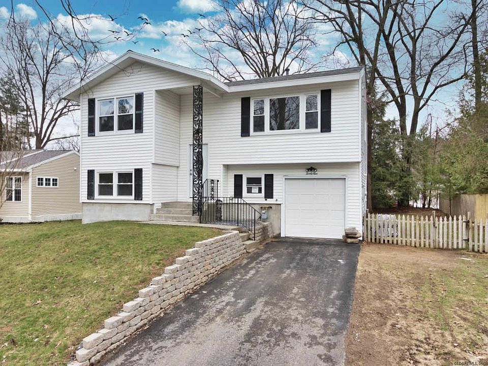 1st image of 29 Northway Ct