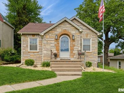 2220 Warren St, Davenport, IA, 52804
