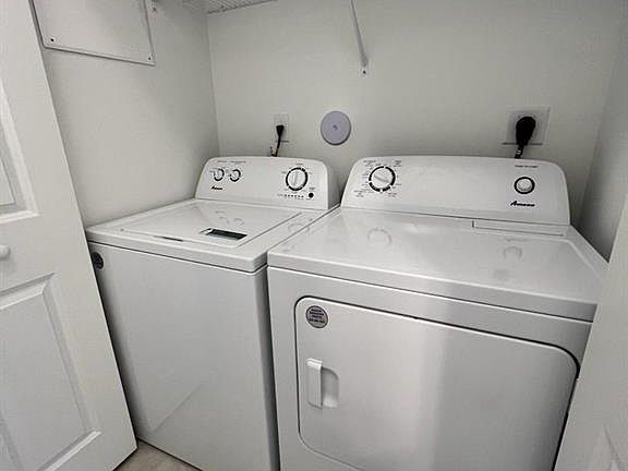 4th image of 5681 Cassidy Ln