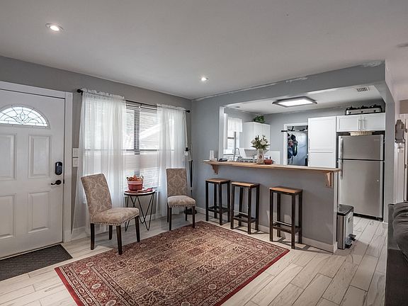 5th image of 7935 Argentine Dr W