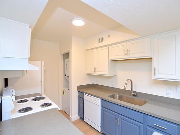 5th image of 4308 N Longview Ave APT 201