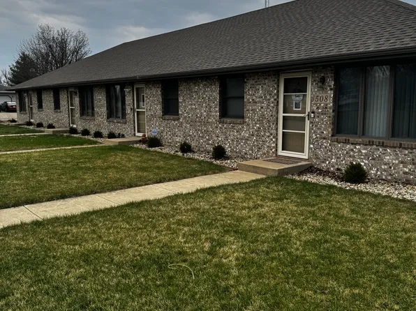 504 W Oak St, Coal City, IL 60416