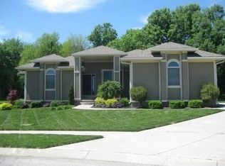 1007 Red Ct, Belton, MO 64012