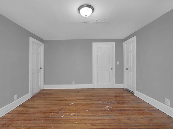 5th image of 26-47 93rd St #A