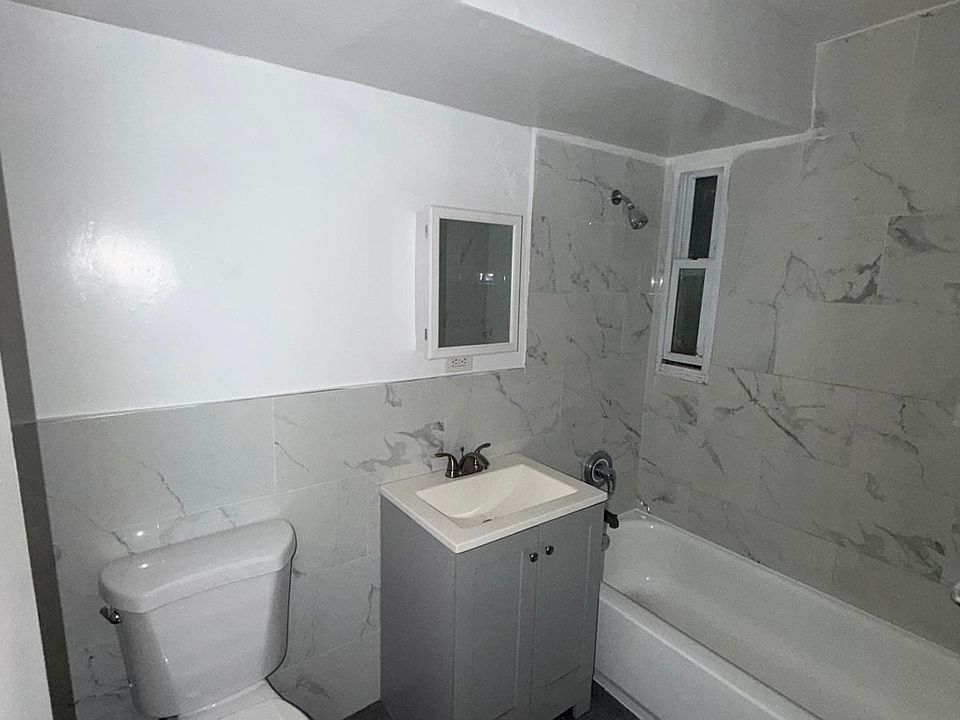 1st image of 402 Stuyvesant Ave APT 8