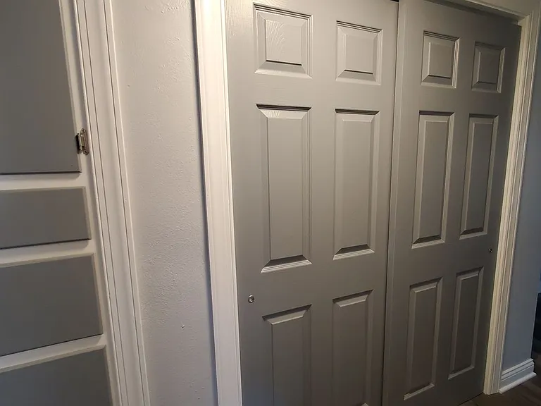 909 College Ave — Photo 11